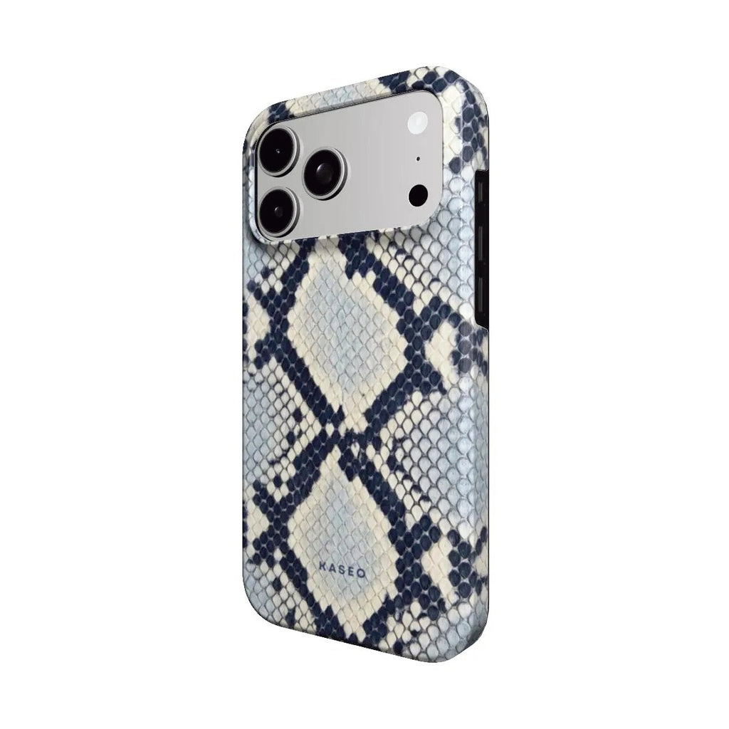 Slither MagSafe phone case - angle